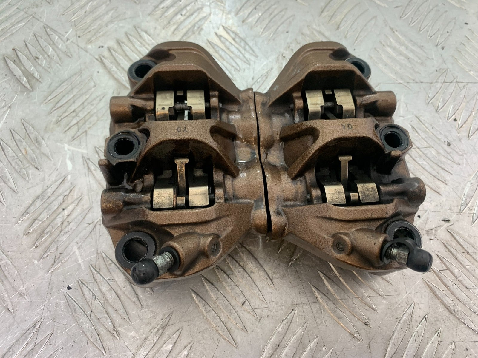 HONDA CBR1000 rr FIREBLADE FRONT BRAKE CALIPERS YEAR 2012-2016 (CMB1198)