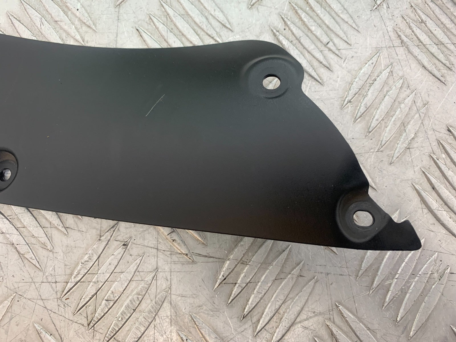 TRIUMPH TIGER 800 XRT TOP INFILL COVER    2018-2020 (CMB1193)