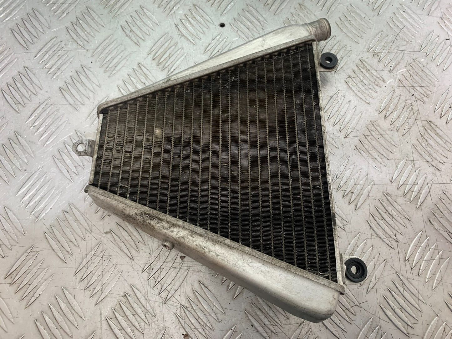 DUCATI 1299 PANIGALE LOWER RADIATOR YEAR 2016 (CMB 1187)