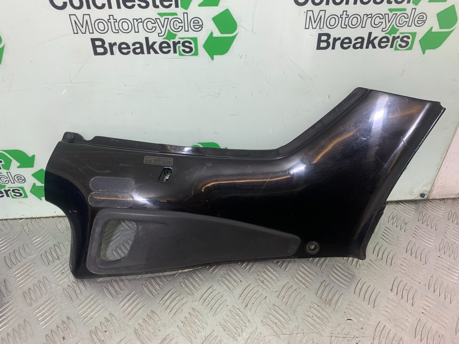 HONDA ST1100 PAN EUROPEAN RIGHT SEAT PANEL  YEAR 1993-2001 (CMB1195)