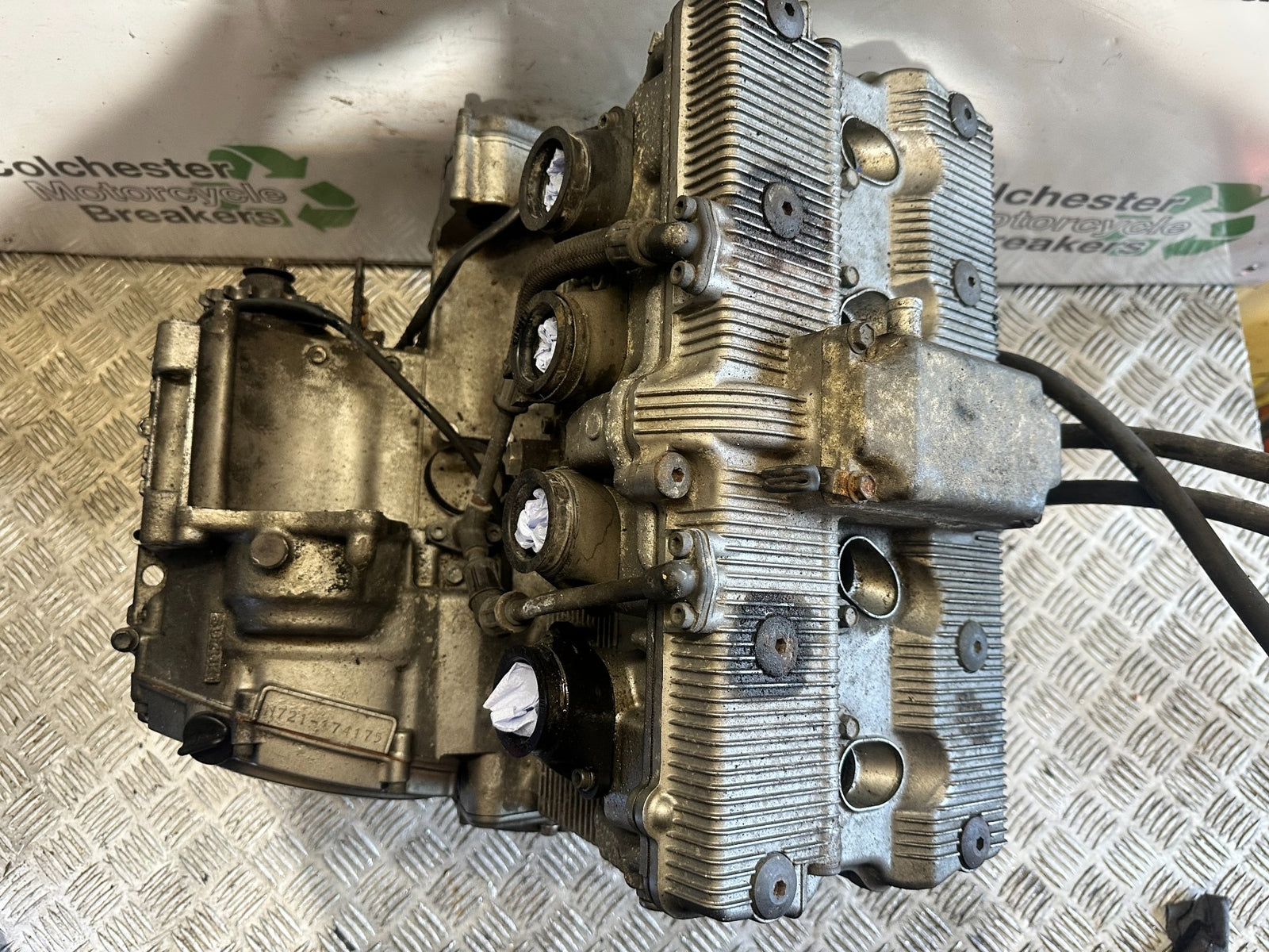 SUZUKI GSF600 GSF 600 MK2 BANDIT OIL COOLED ENGINE YEAR 2001-2003 (CMB1157)