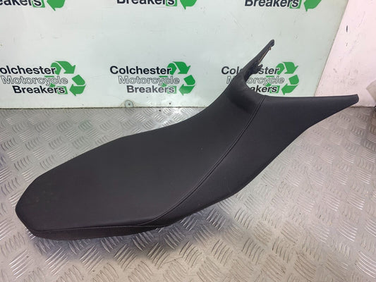 KTM 990 SUPERMOTO T SEAT  YEAR 2010-2011  (CMB1127)