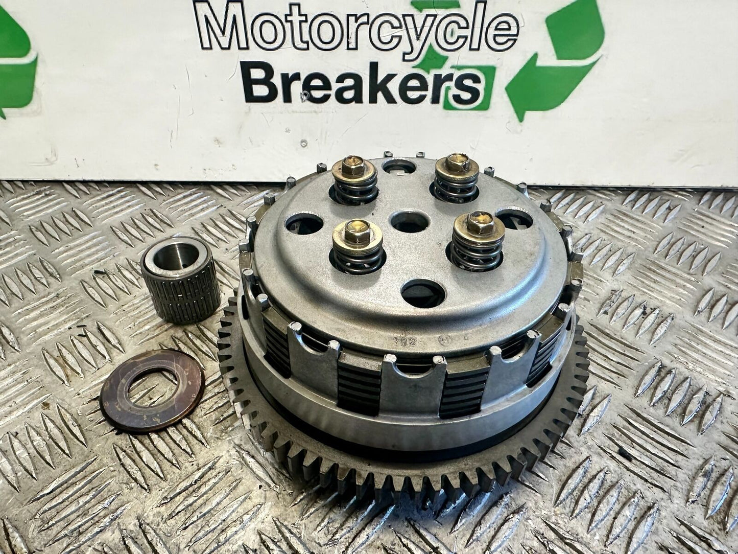 SUZUKI GSF650 GSF 650 COMPLETE CLUTCH  YEAR 2005-06 (CMB 1028)