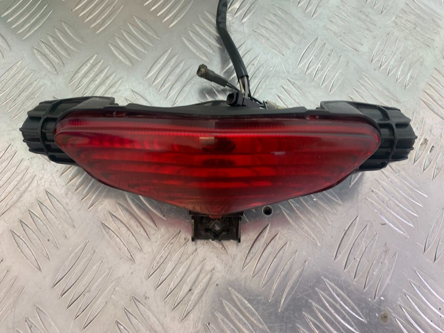 SUZUKI DL 650 V-STROM REAR LIGHT   YEAR 2016 (STOCK 996)