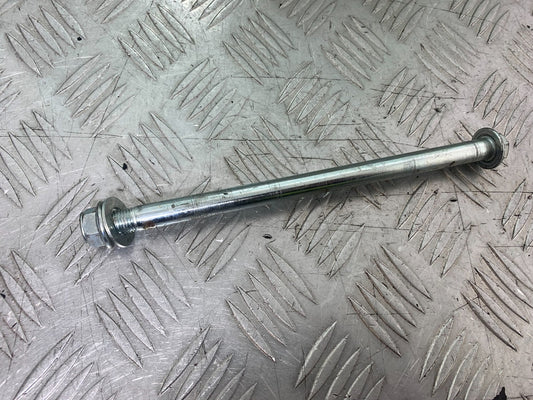 PIONEER NEVADA XF125 SWINGARM SPINDLE   YEAR 2009 (CMB1214)