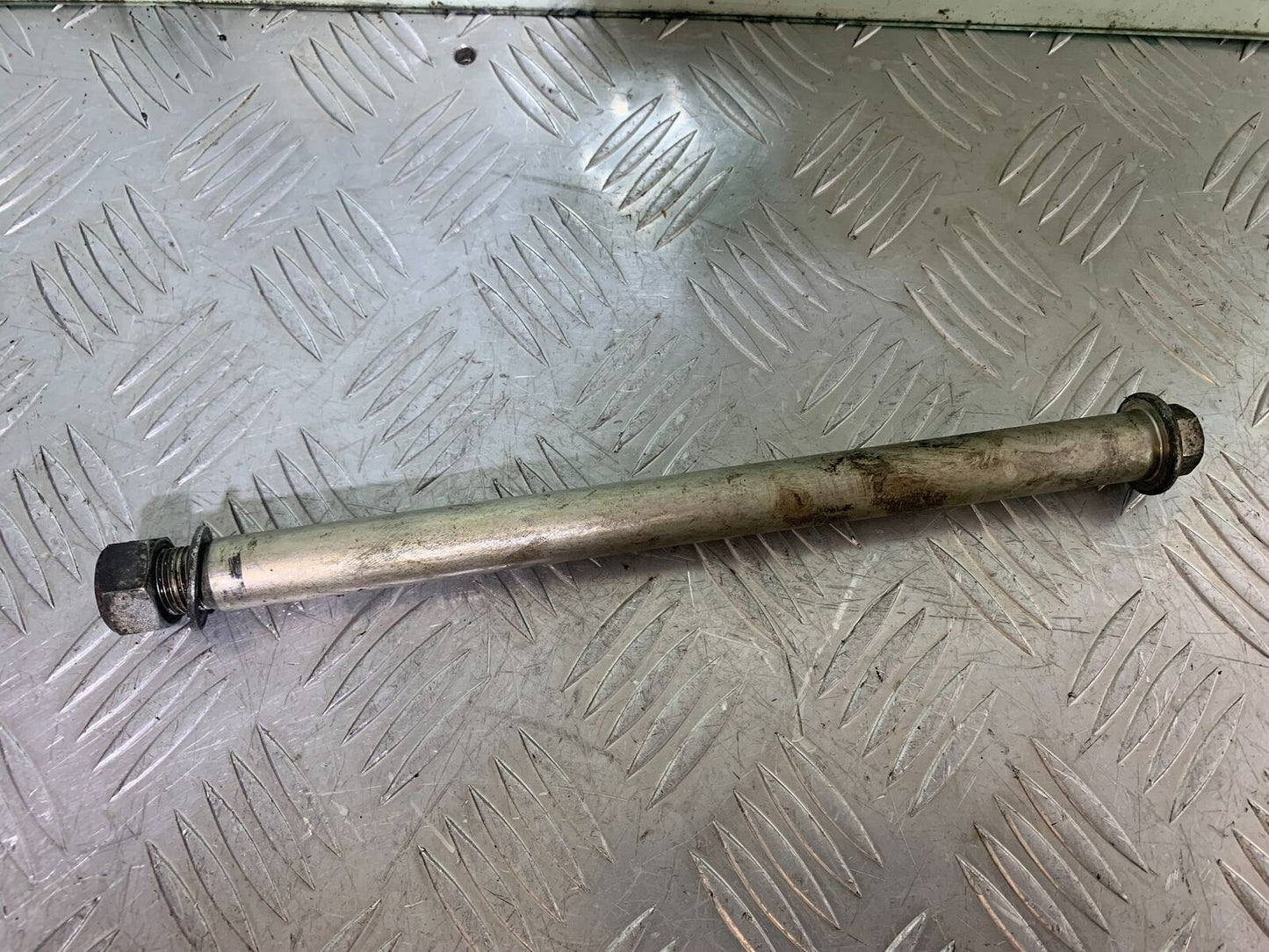 SUZUKI SV650 X SV 650 X SWINGARM SPINDLE   YEAR 2018-2022  (CMB1081)