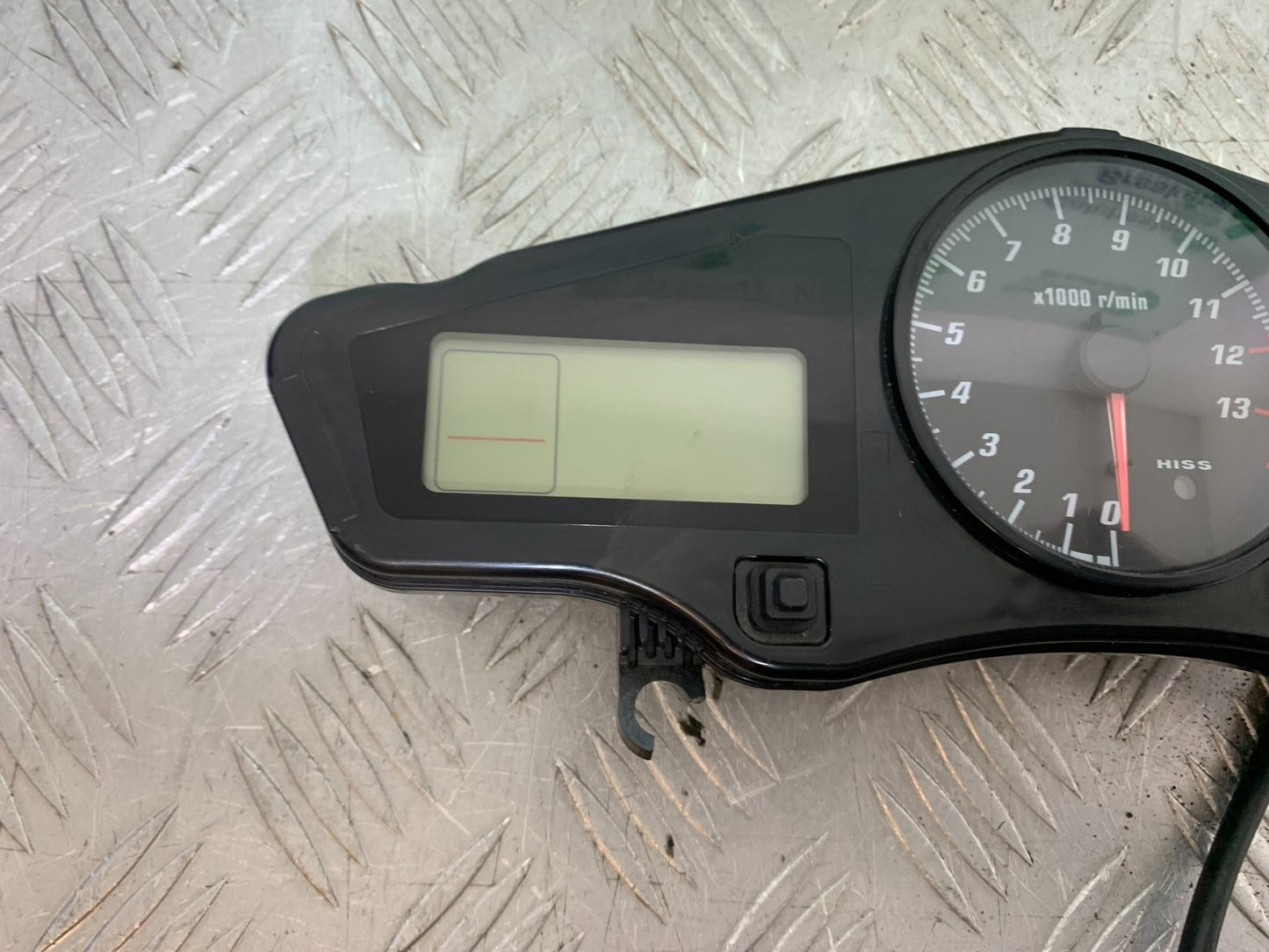 HONDA VFR800 VFR 800 V-TEC CLOCKS SPEEDO DASH  YEAR 2002 -09 (CMB1296)