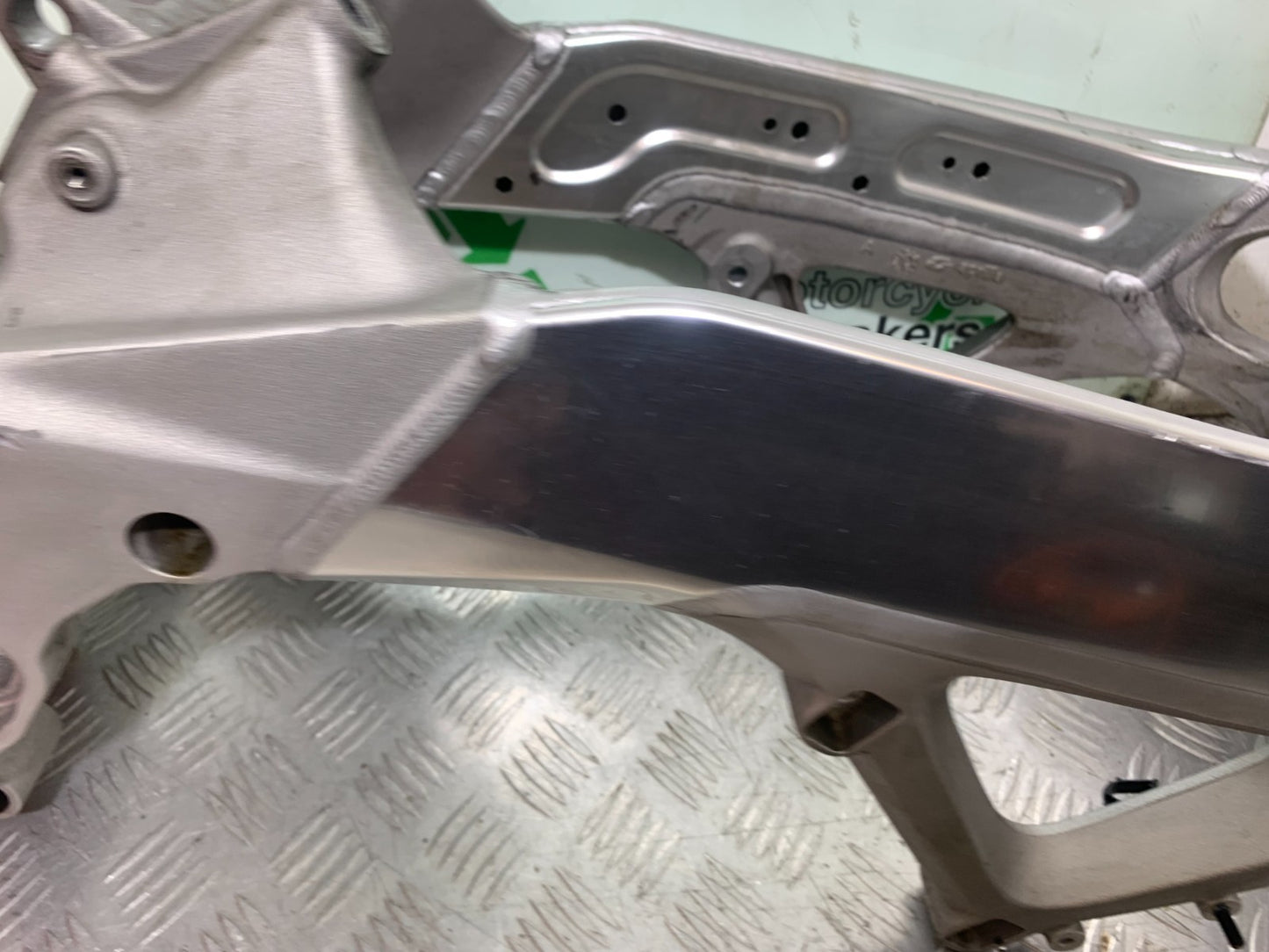 APRILIA TUONO 1000 V4R FRAME REG LOG BOOK YEAR 2011-13  (CMB1331)