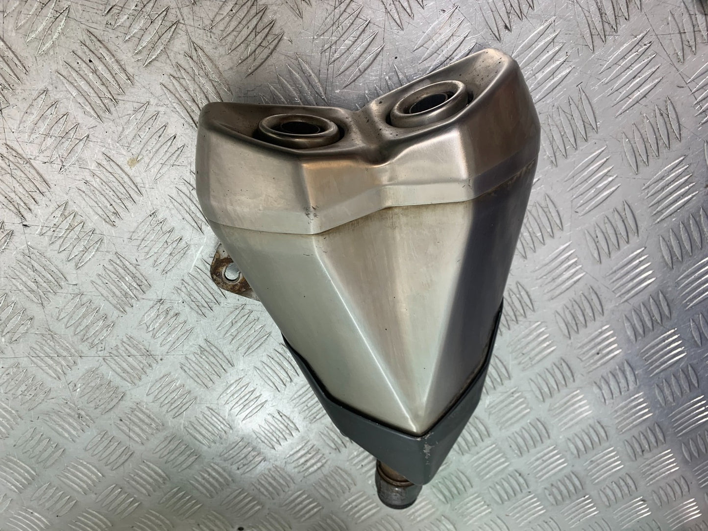 KAWASAKI Z1000 SX LEFT SILENCER  YEAR 2014-16 (CMB1264)