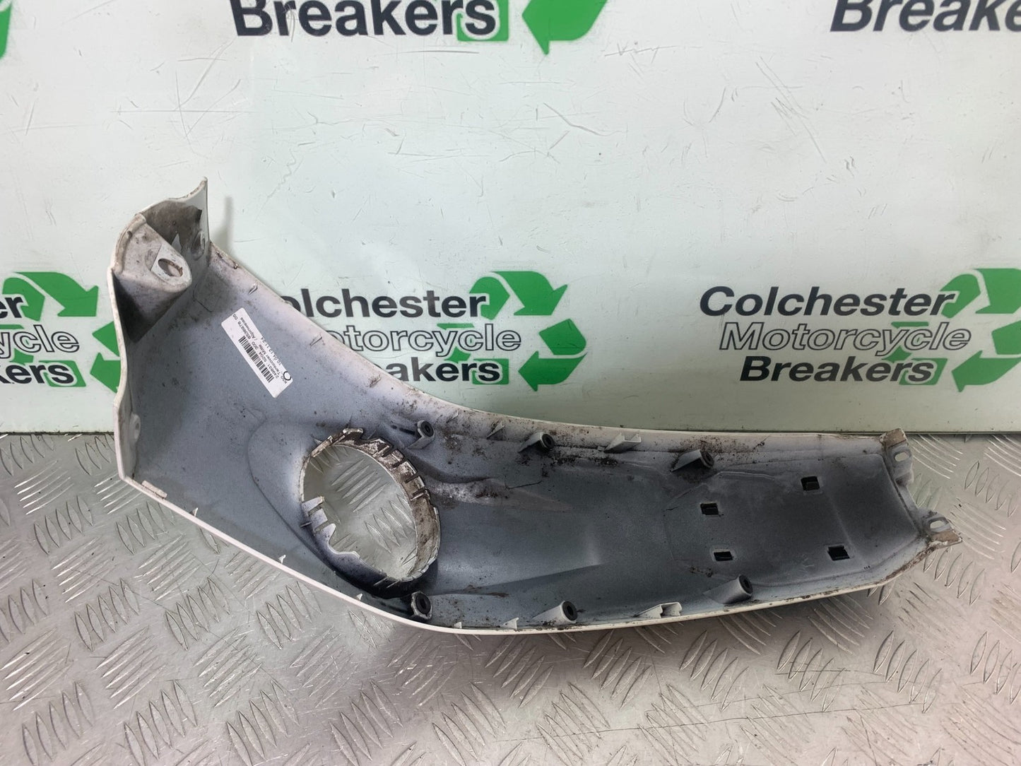 BMW R1200 R 1200 GS CENTER TANK PANEL YEAR 2013-2016 (CMB1257)
