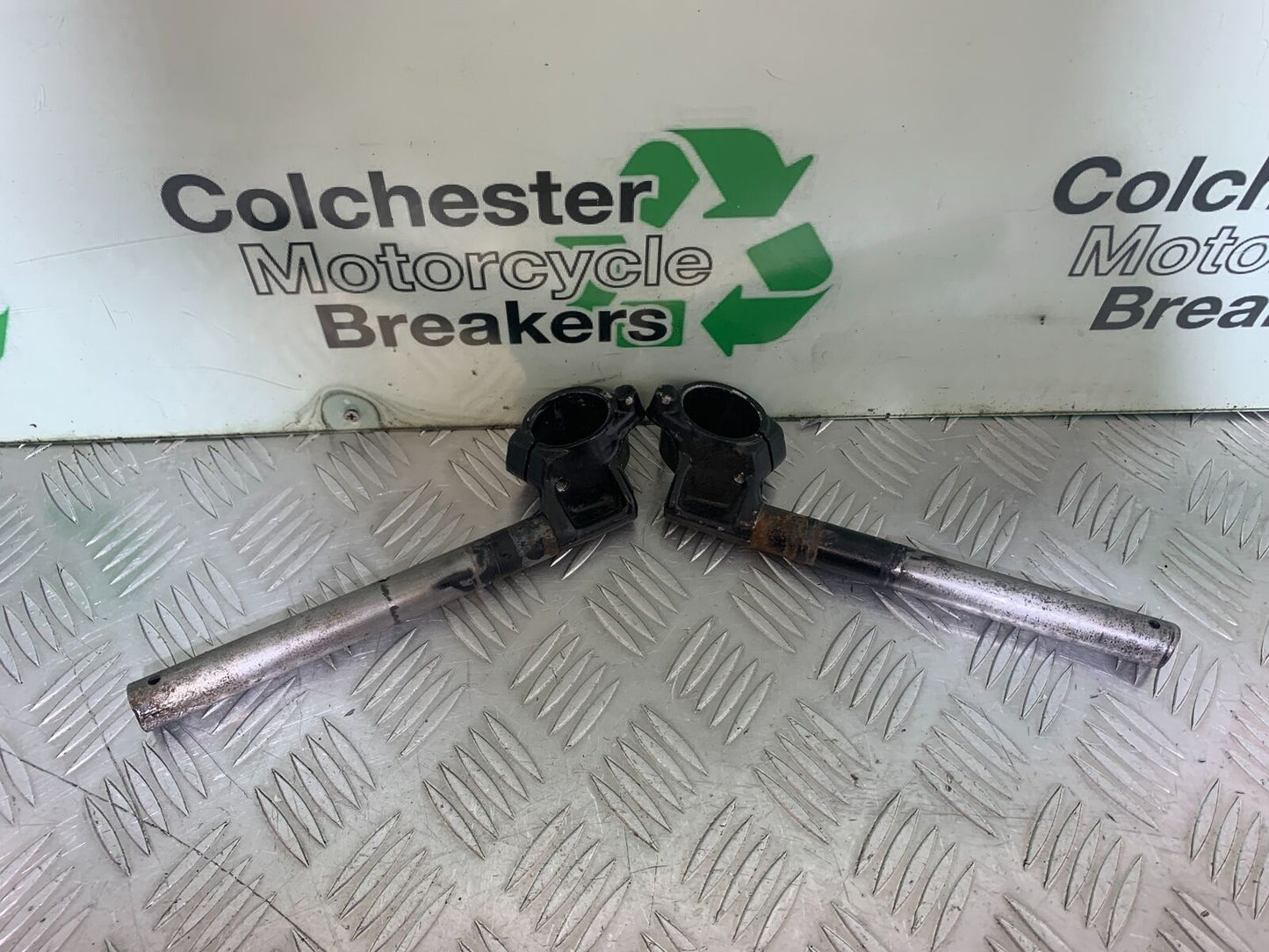 HONDA CBR600 CBR 600 F2 LEFT & RIGHT HANDLEBARS  YEAR 1991-1994(CMB1133)