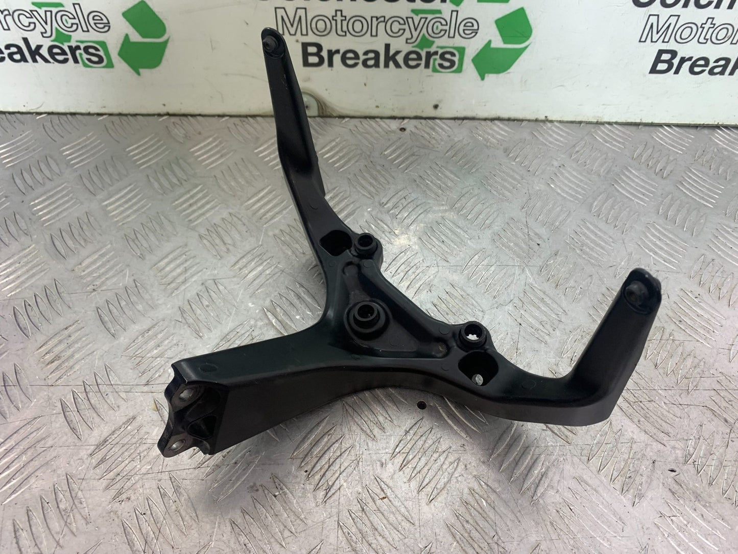 HONDA CBR1000 rr FIREBLADE FAIRING BRACKET  YEAR 2006 (CMB1220)