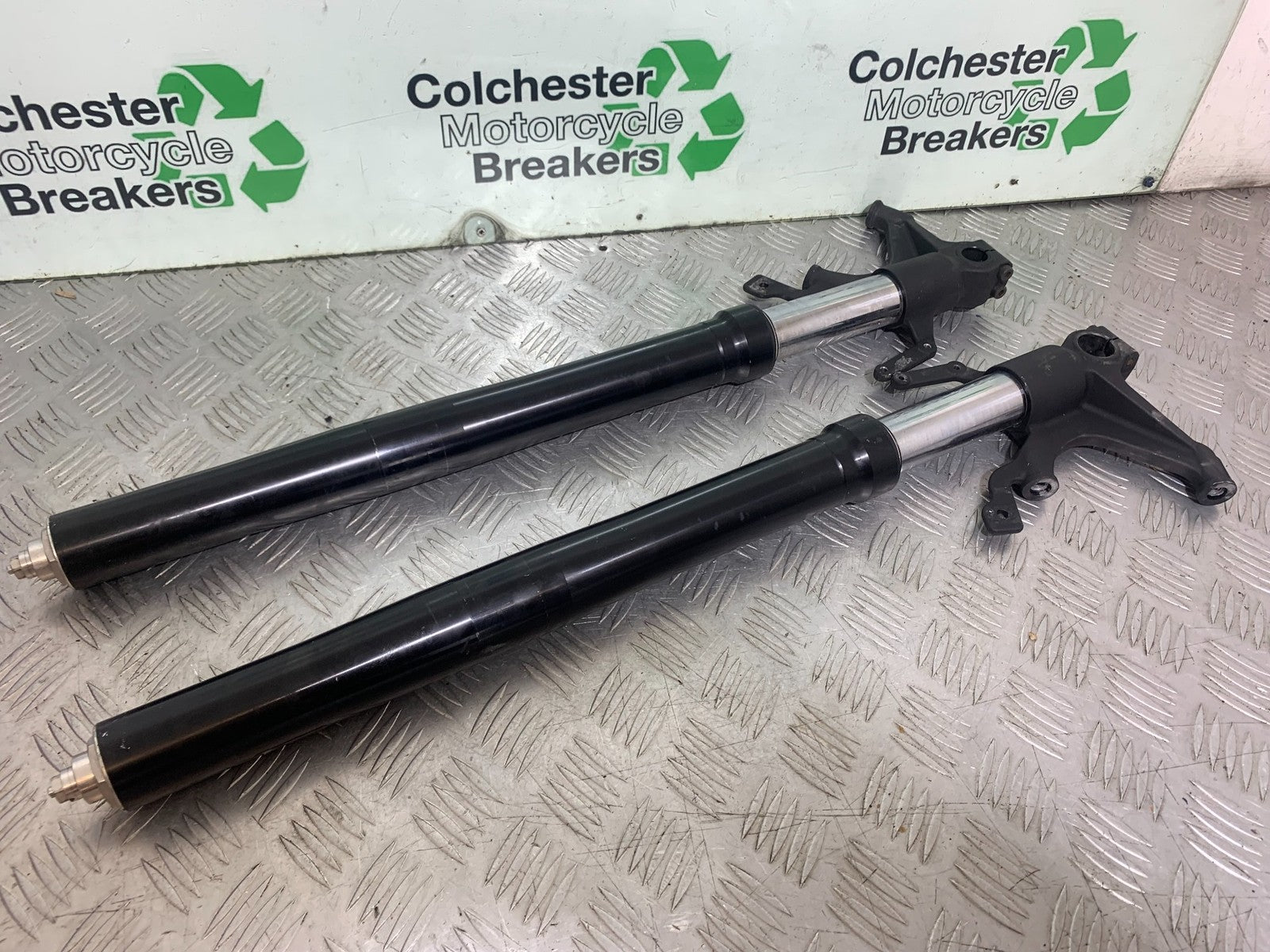 YAMAHA YZF R1 14 B BIG BANG FORKS  2009-14 (CMB1175)