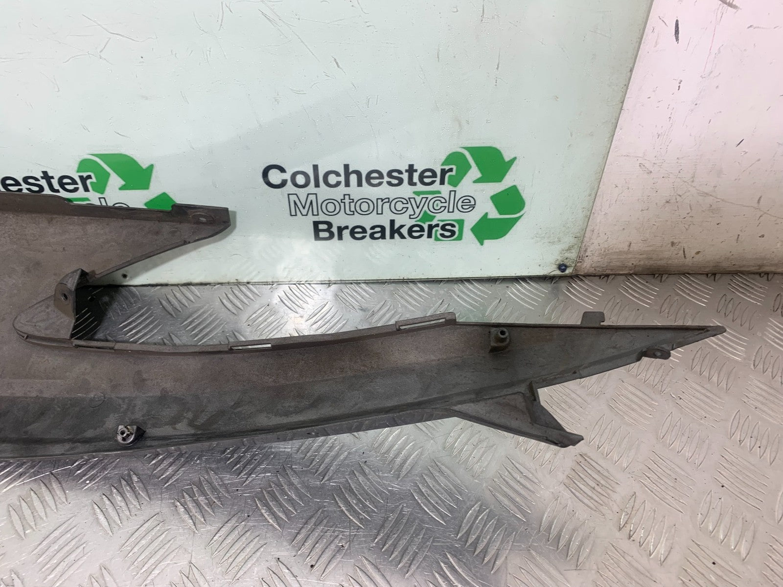 SUZUKI AN 200 UH 200 SEAT PANEL   YEAR 2007-2009 (CMB1256)