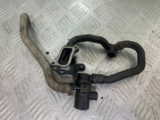 TRIUMPH 675 STREET TRIPLE AIR VALVE   2013-2016 (CMB1186)