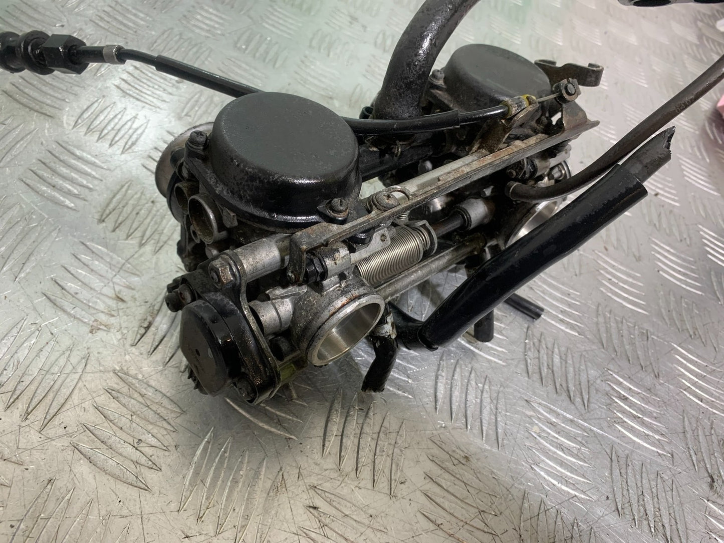 HONDA CBF500 CBF 500 CARBS   YEAR 2004-2008  (CMB1294)