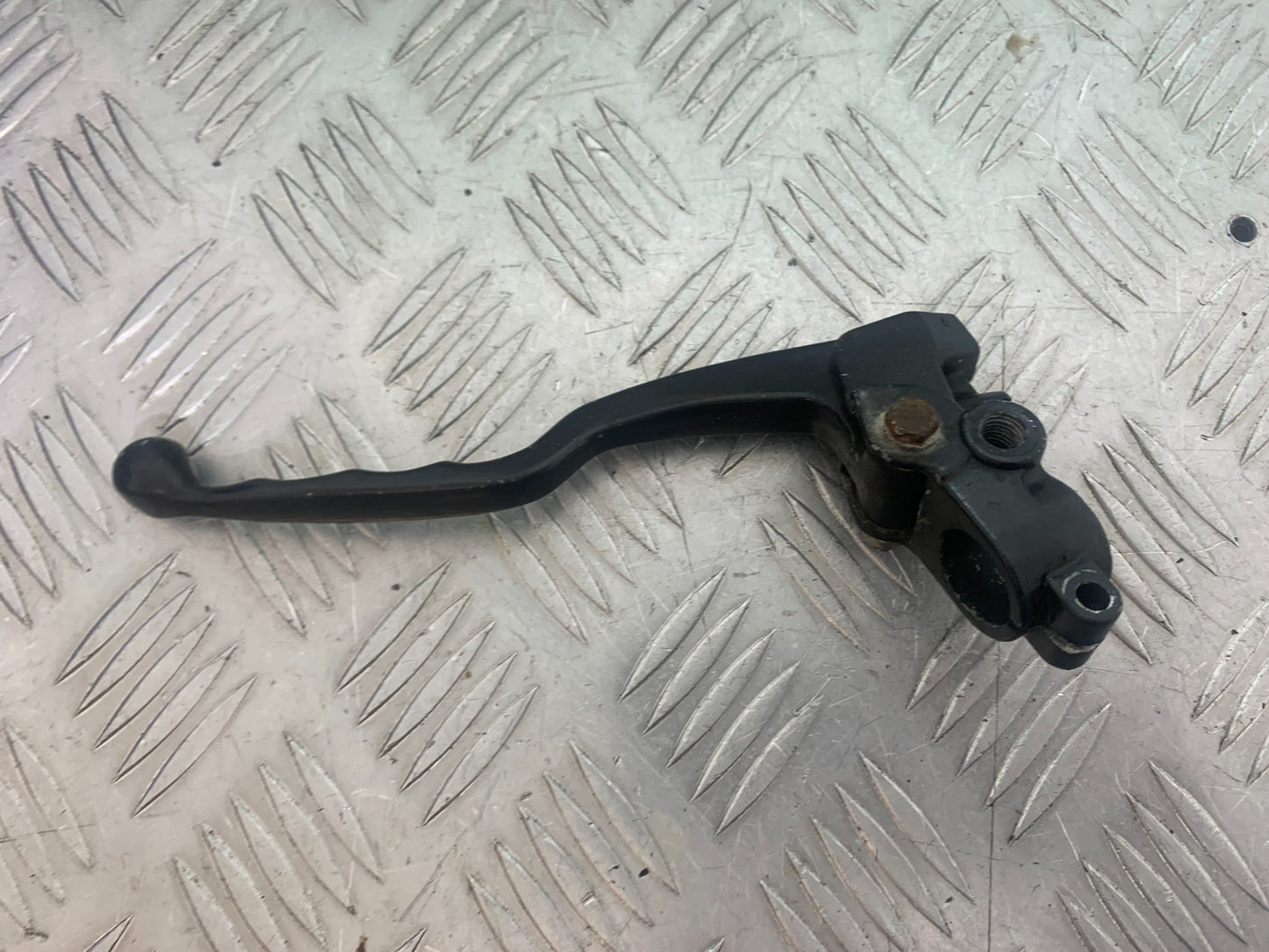 KAWASAKI GT550 GT 550 CLUTCH LEVER AND BRACKET YEAR 1984-87 (CMB1141)