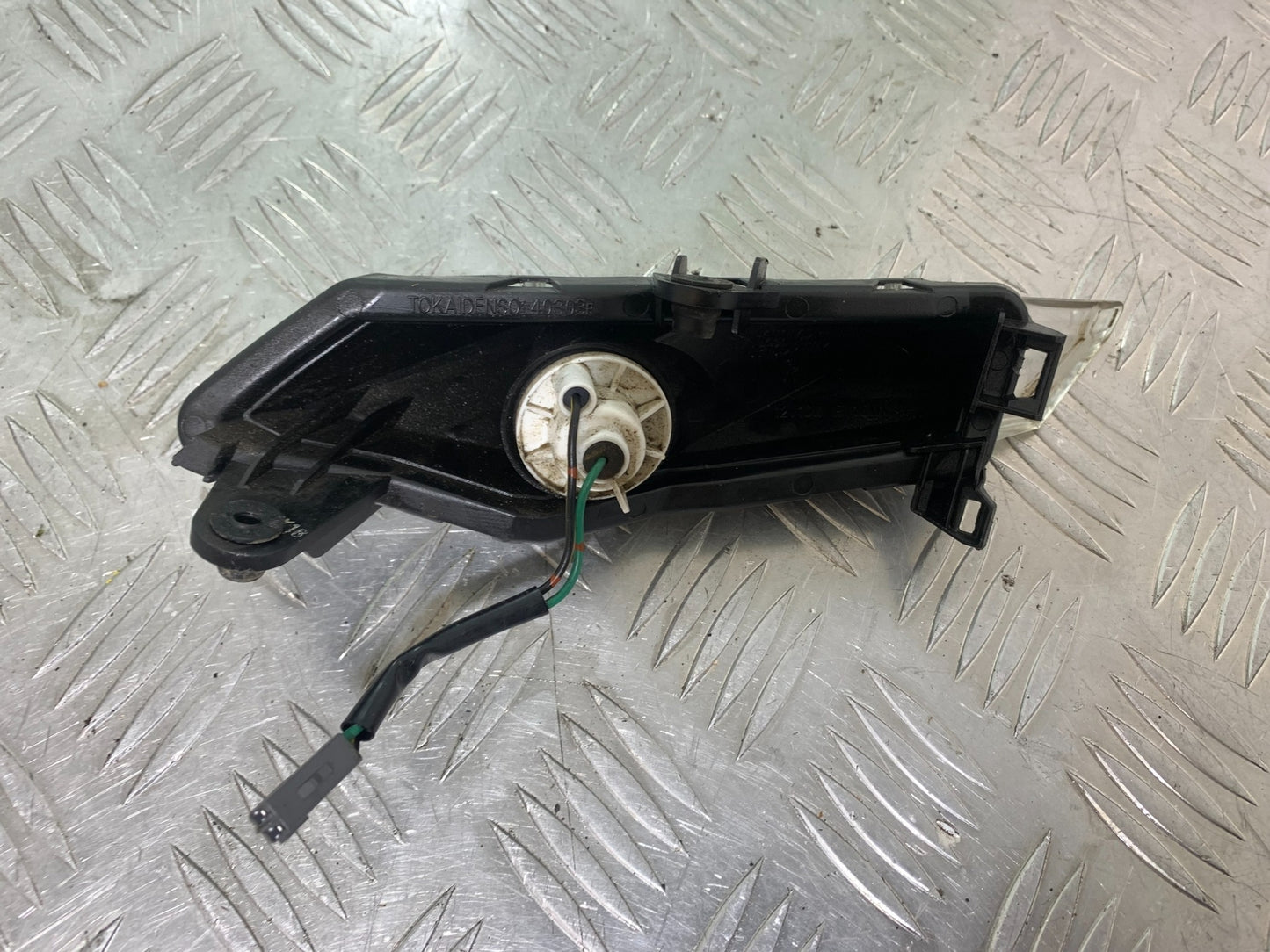 KAWASAKI ZX10R ZX 10R RIGHT REAR INDICATOR  YEAR 2011-2015 (CMB1154)