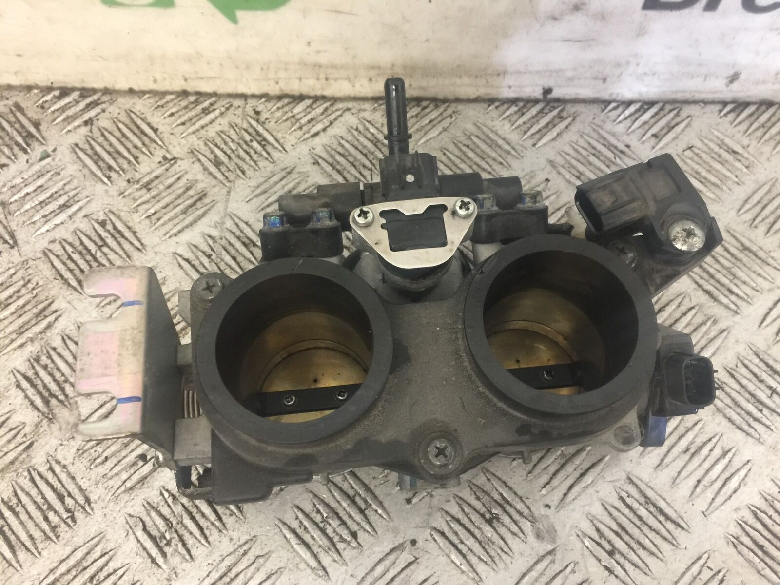 HONDA CRF1000 (DCT) AFRICA TWIN THROTTLE BODIES  2016-2019 (STOCK 724)