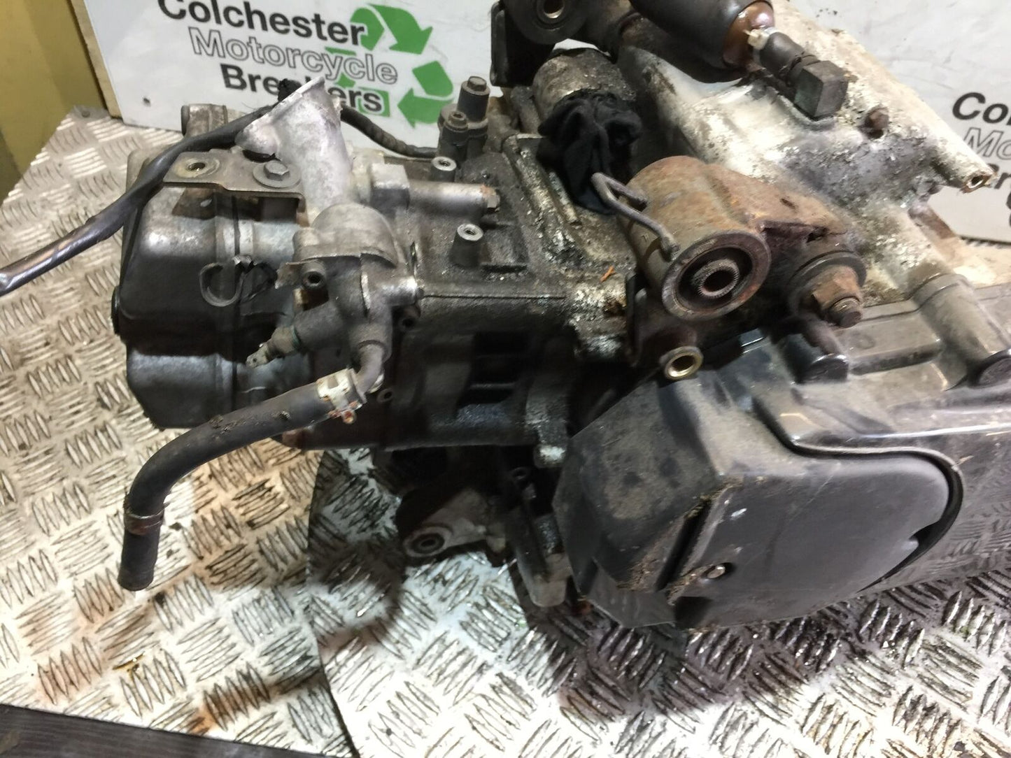 SUZUKI AN 250 BURGMAN ENGINE  YEAR 1999  (STOCK 881)