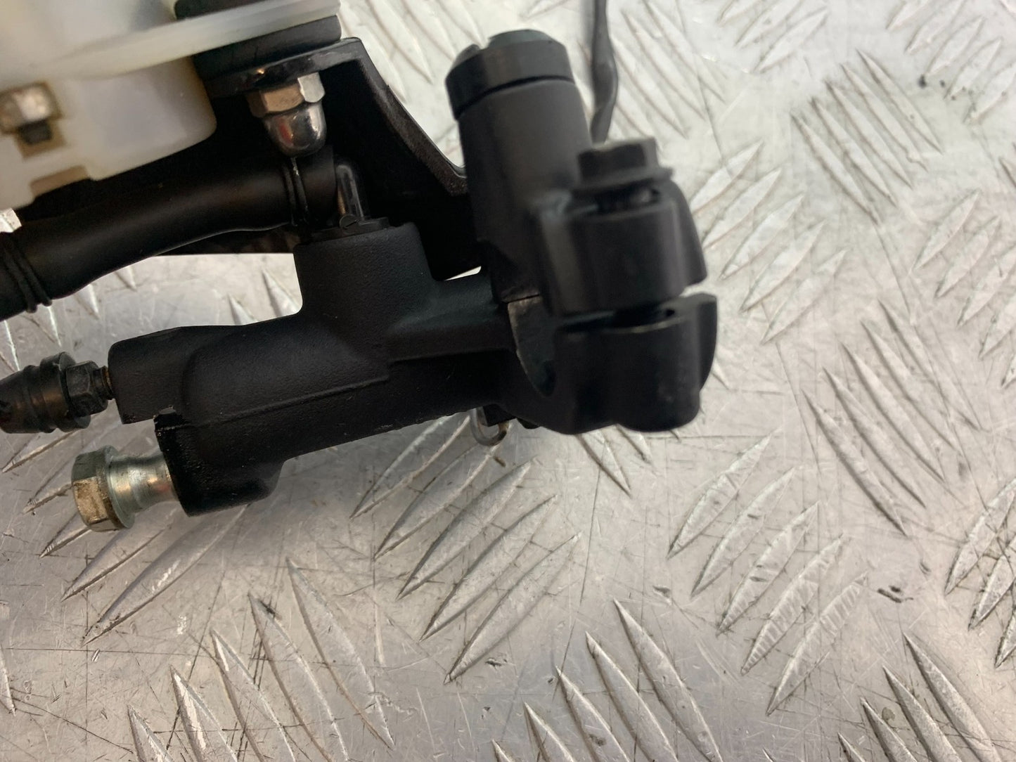 APRILIA TUONO 1000 V4R BRAKE MASTER CYLINDER  YEAR 2011-13  (CMB1316)