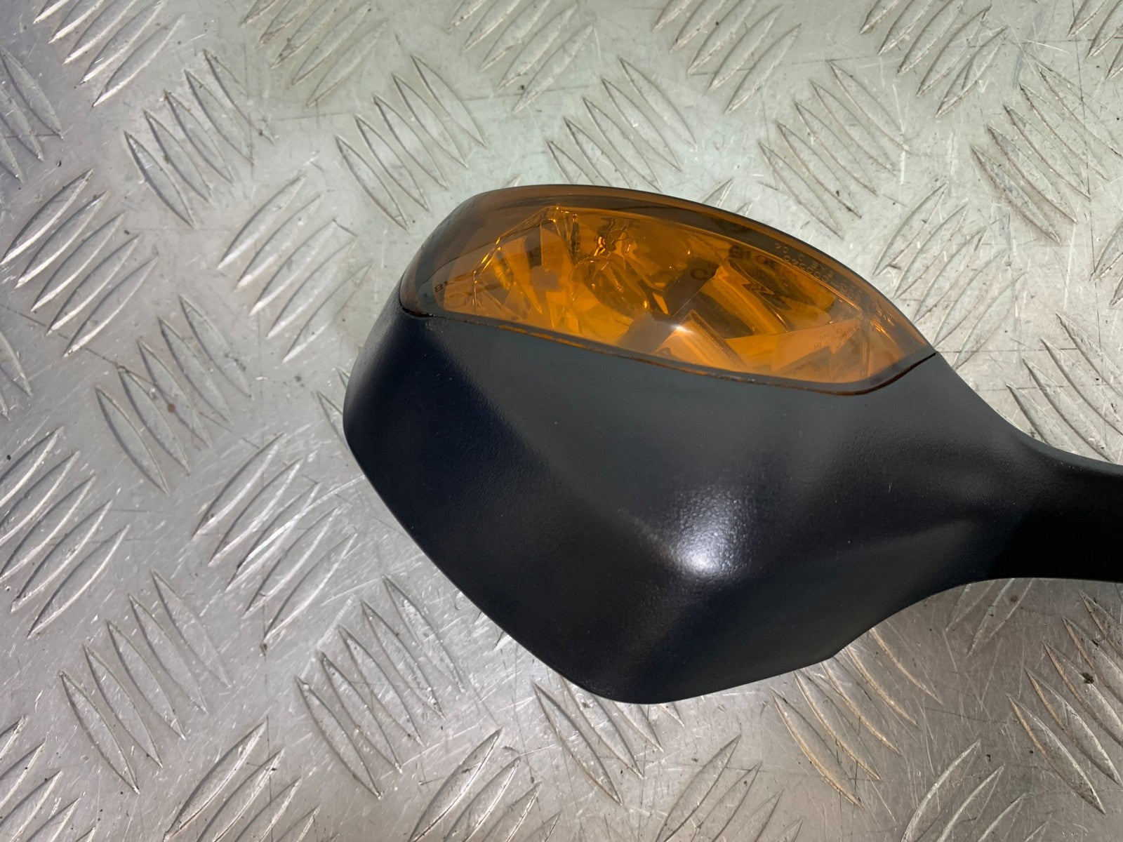 TRIUMPH 1050 SPRINT ST LEFT MIRROR  2003-2011 (CMB1285)