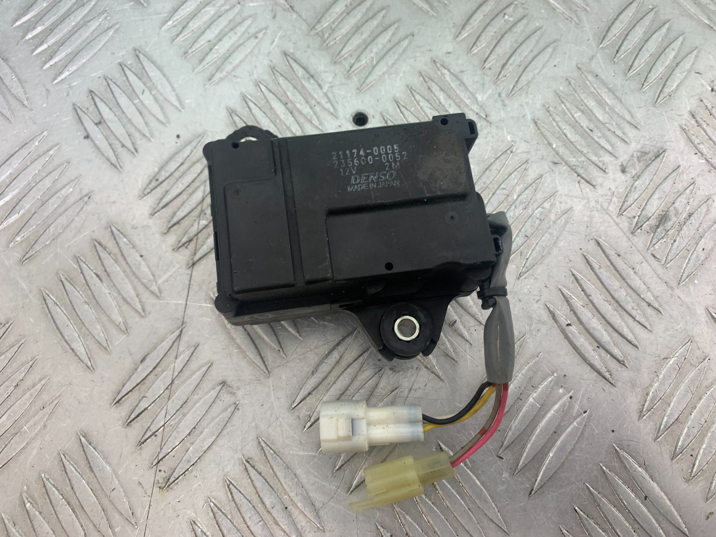 KAWASAKI ZX6R SERVO MOTOR   YEAR 2009-2012 (CMB1136)