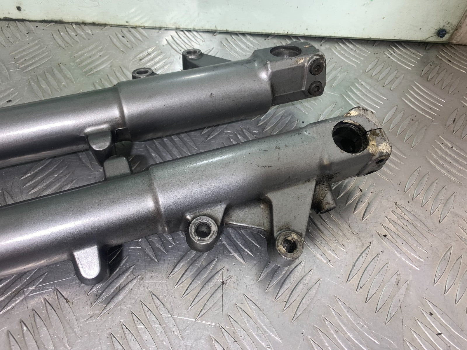KAWASAKI ZX6R ZX6 F FORKS   YEAR 1995-1997 (CMB1169)