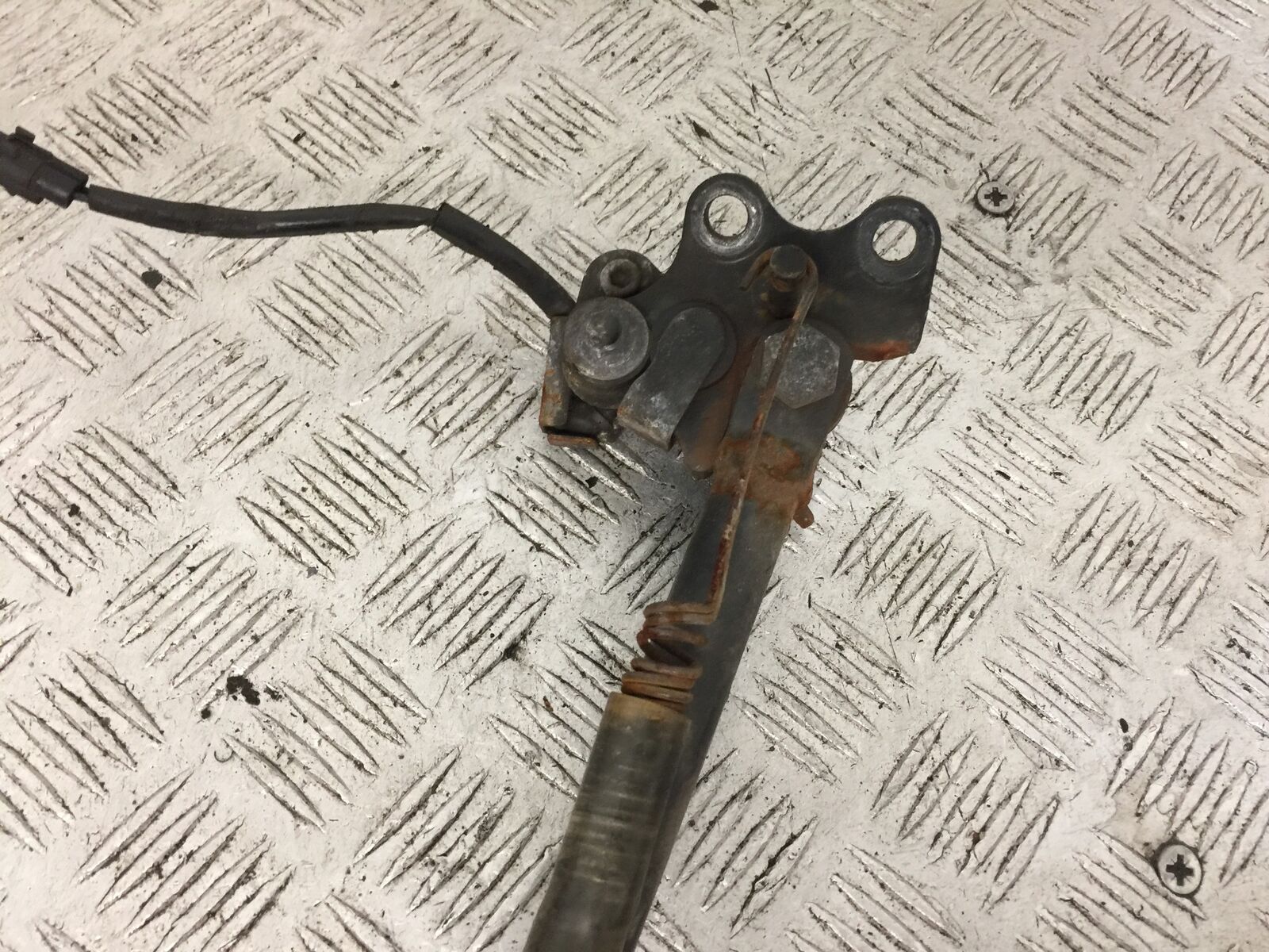 KAWASAKI ZX6R SIDE STAND  YEAR 2009-2012  (STOCK 897)