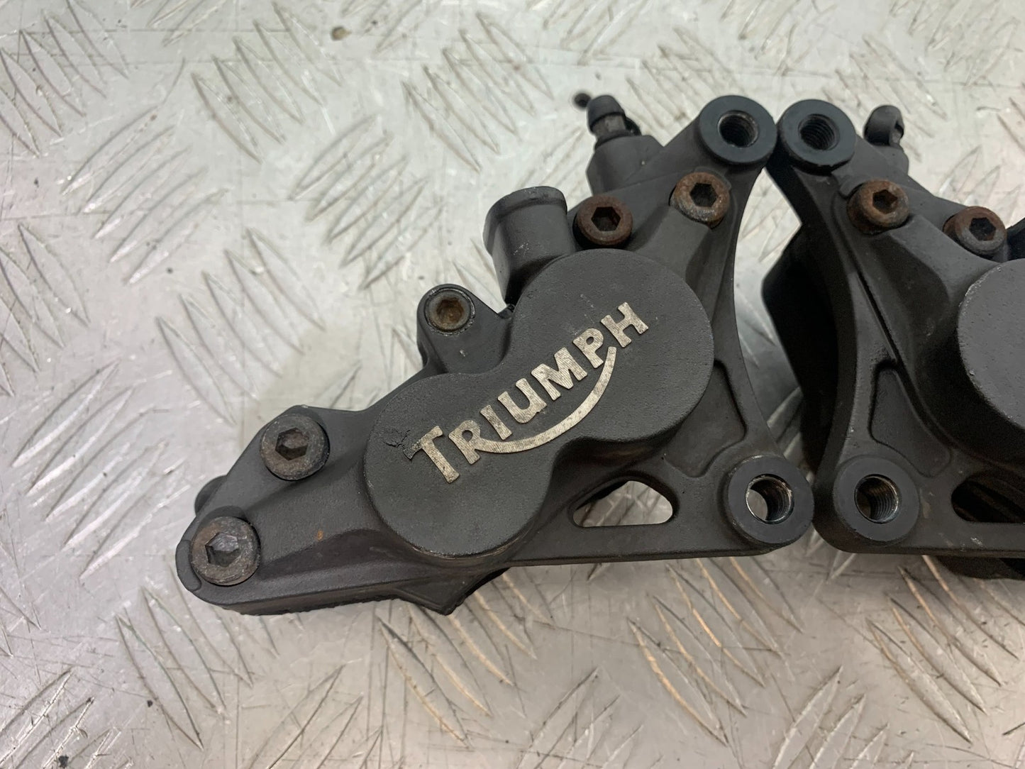 TRIUMPH 1050 SPRINT GT FRONT BRAKE CALIPERS  YEAR 2010-2016 (CMB1250)