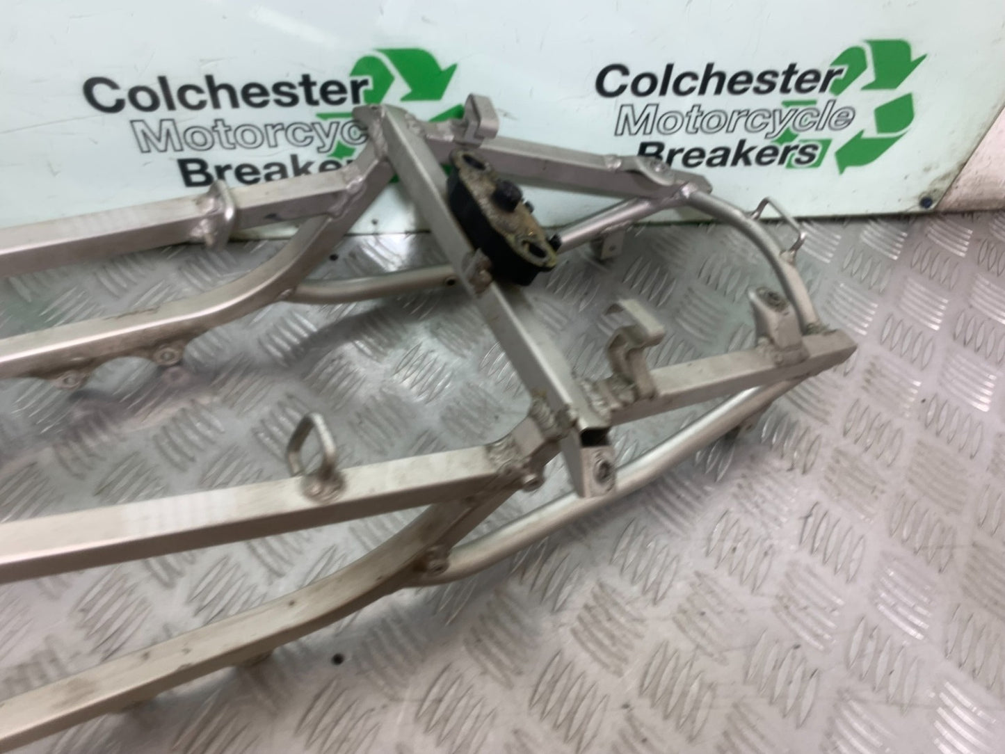 SUZUKI GSXR600 GSXR 600 K1 K2 K3 REAR SUBFRAME  1999-03 (CMB1284)