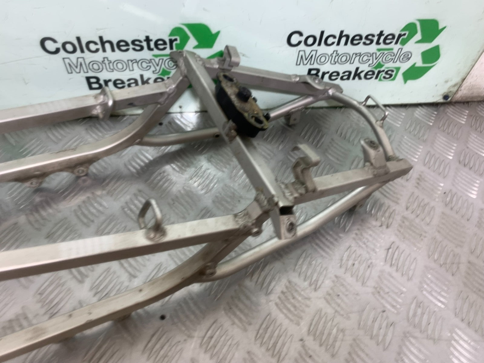 SUZUKI GSXR600 GSXR 600 K1 K2 K3 REAR SUBFRAME  1999-03 (CMB1284)