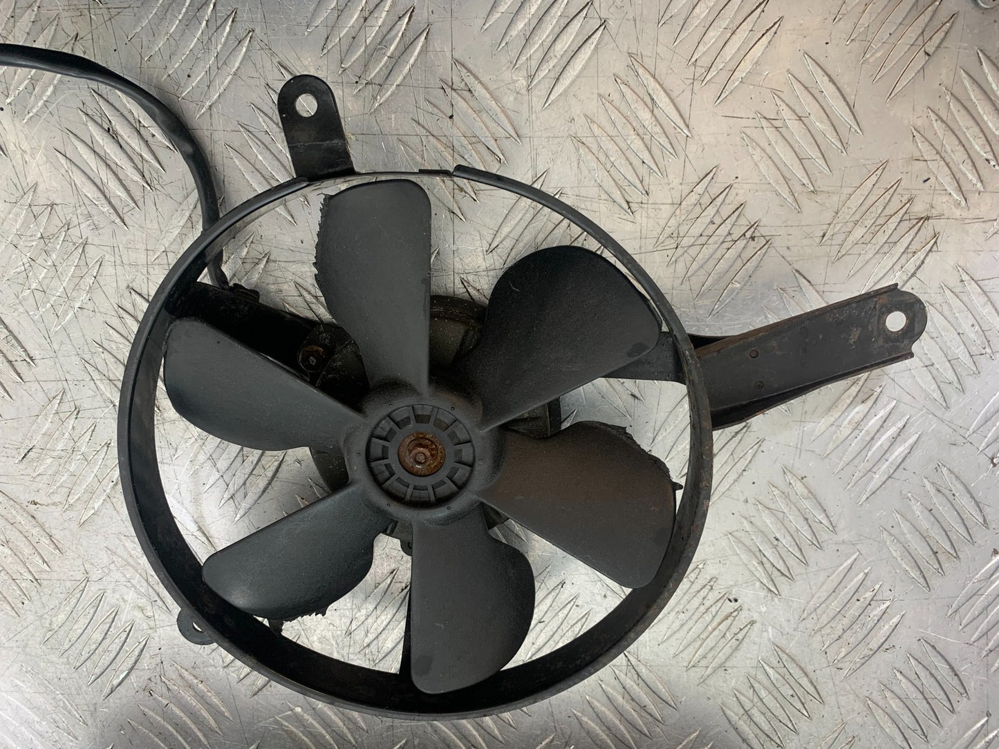 YAMAHA YZF R1 4XV RADIATOR FAN  YEAR 1998-99 (CMB1291)