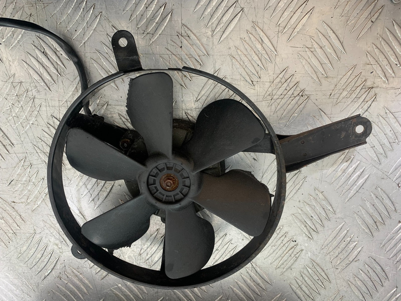 YAMAHA YZF R1 4XV RADIATOR FAN  YEAR 1998-99 (CMB1291)