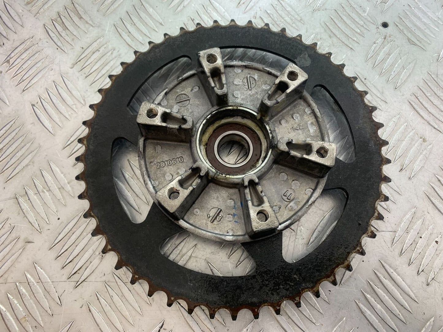 TRIUMPH TIGER 800 REAR SPROCKET CARRIER YEAR 2011-2014 (CMB1113)