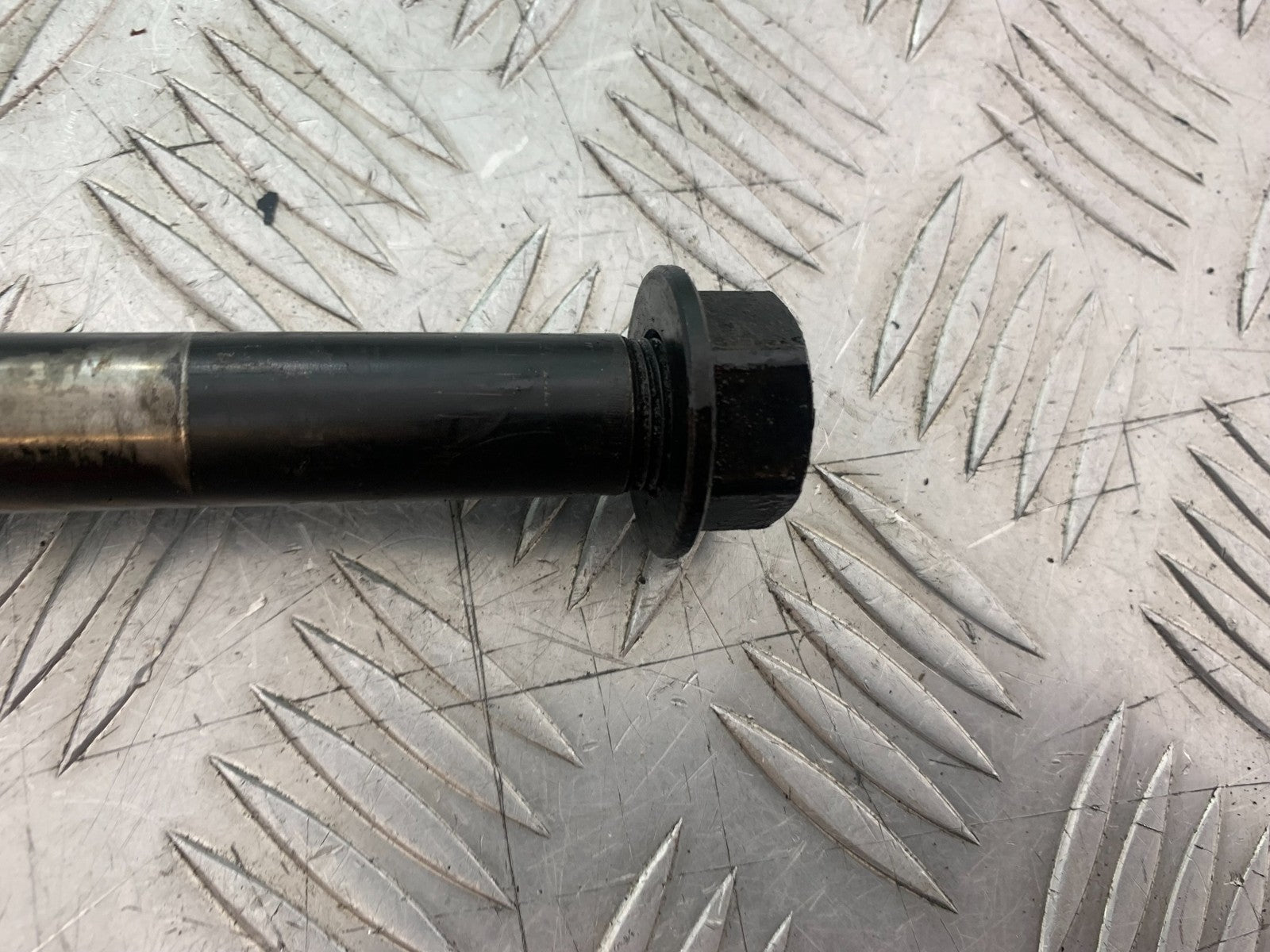 KTM 990 SUPER DUKE SWINGARM SPINDLE  YEAR 2007-2011  (CMB1207)