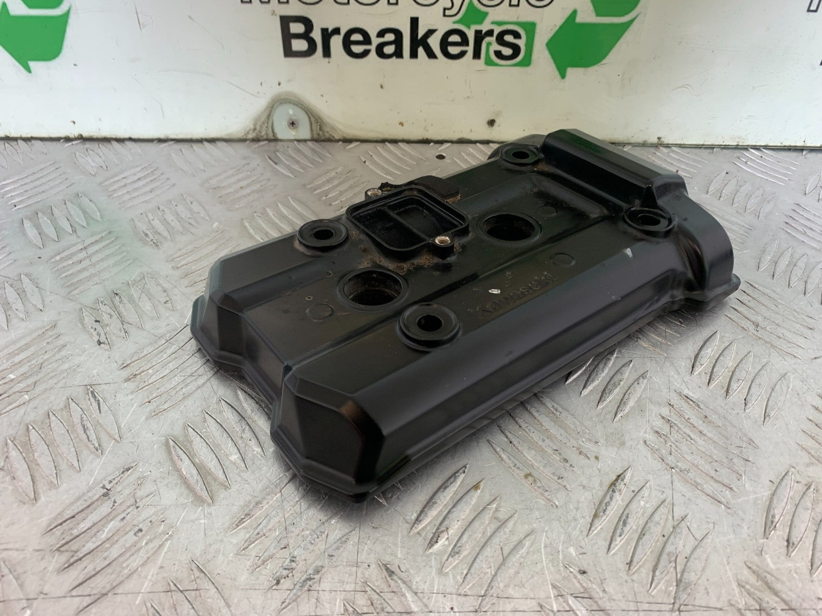 KAWASAKI NINJA 650 CYLINDER HEAD ROCKER COVER YEAR 2017-2019