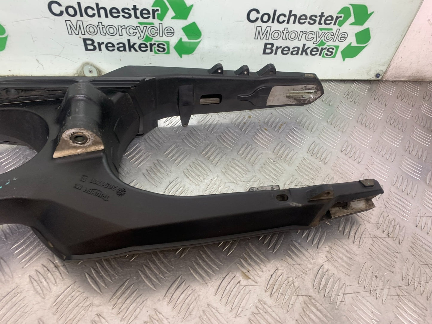 TRIUMPH TIGER 800 XRT SWINGARM   2018-2020 (CMB1193)