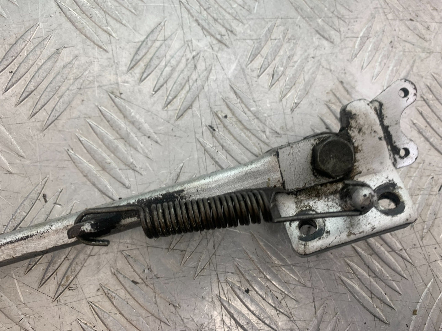 KAWASAKI GPZ600 GPZ 600 SIDE STAND  YEAR 1988-90 (CMB1258)