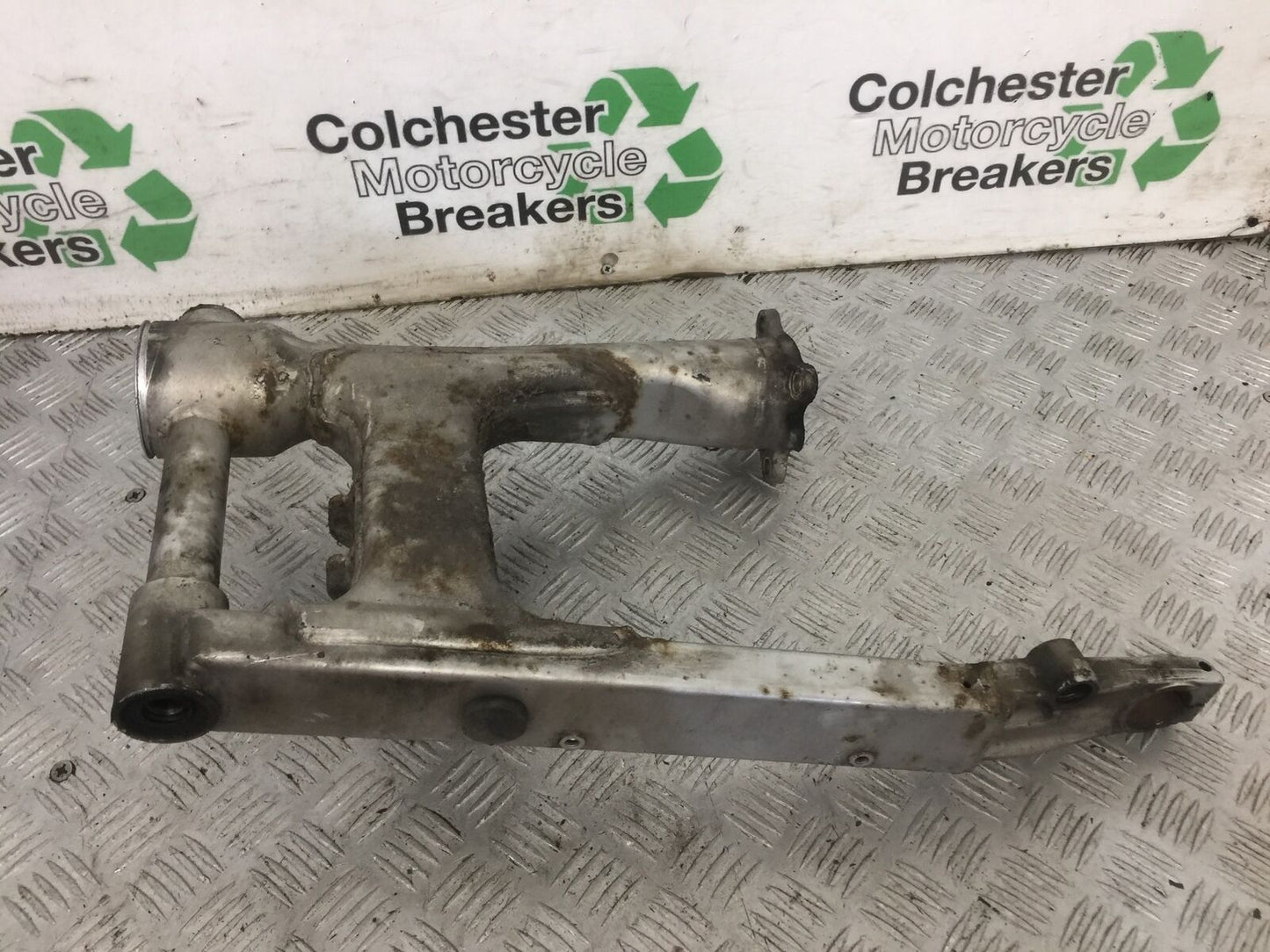 HONDA NT650 V DEAUVILLE SWINGARM  YEAR 1998-06 (STOCK NO 843)