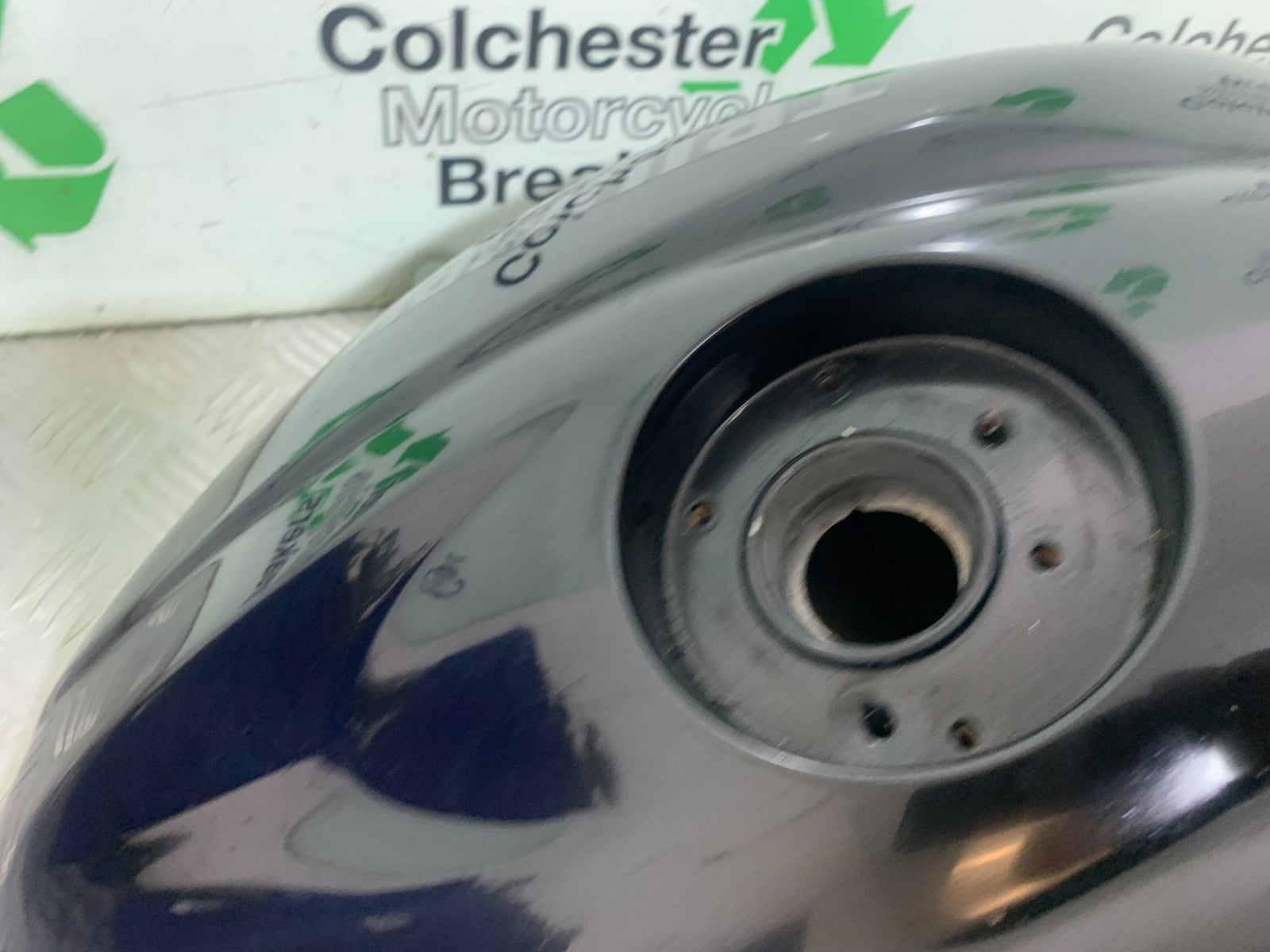 TRIUMPH 675 STREET TRIPLE PETROL TANK   2013-2016 (CMB1186)