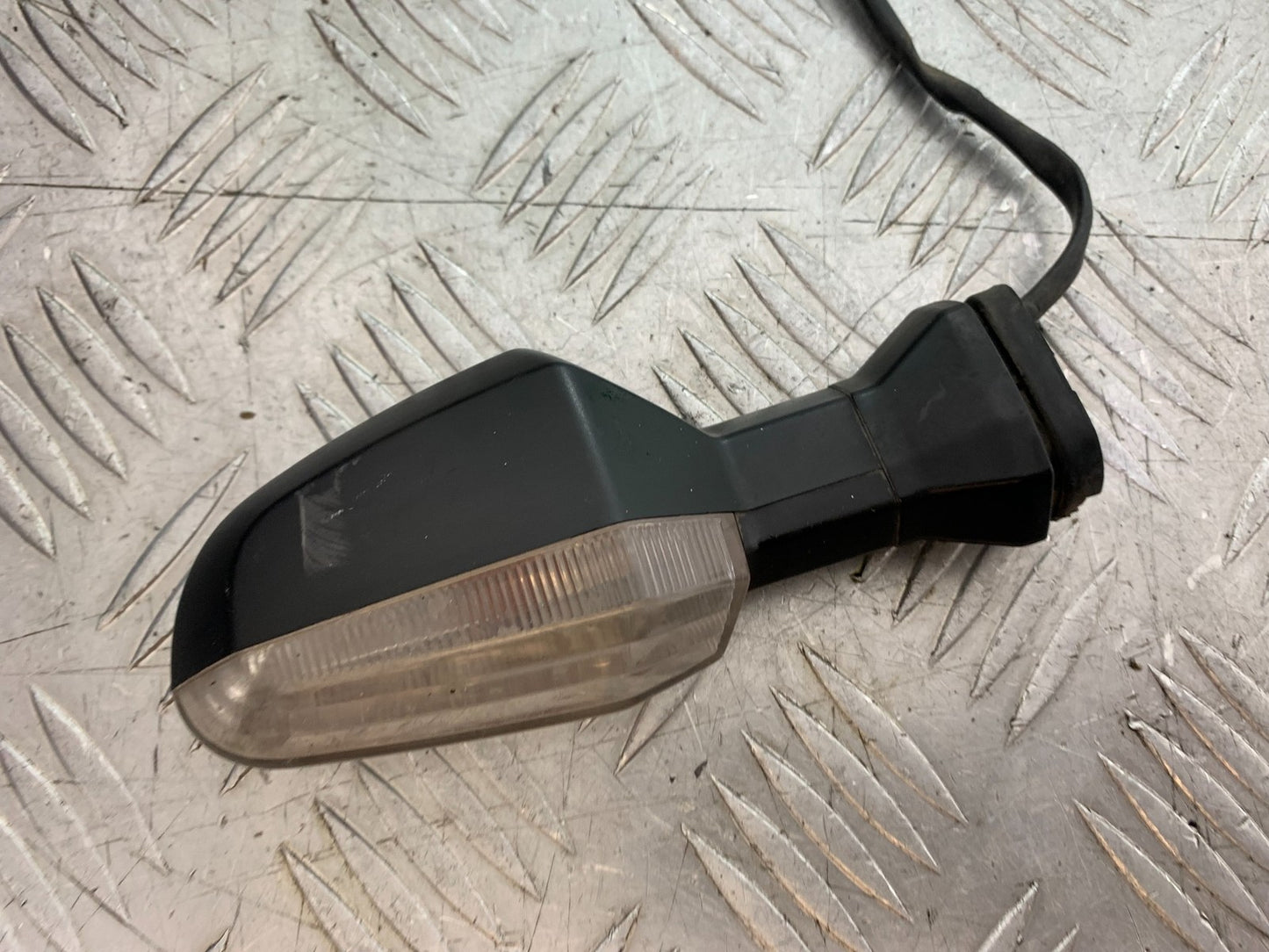 KAWASAKI ER6 N LEFT REAR INDICATOR YEAR 2012-2017 (CMB1324)