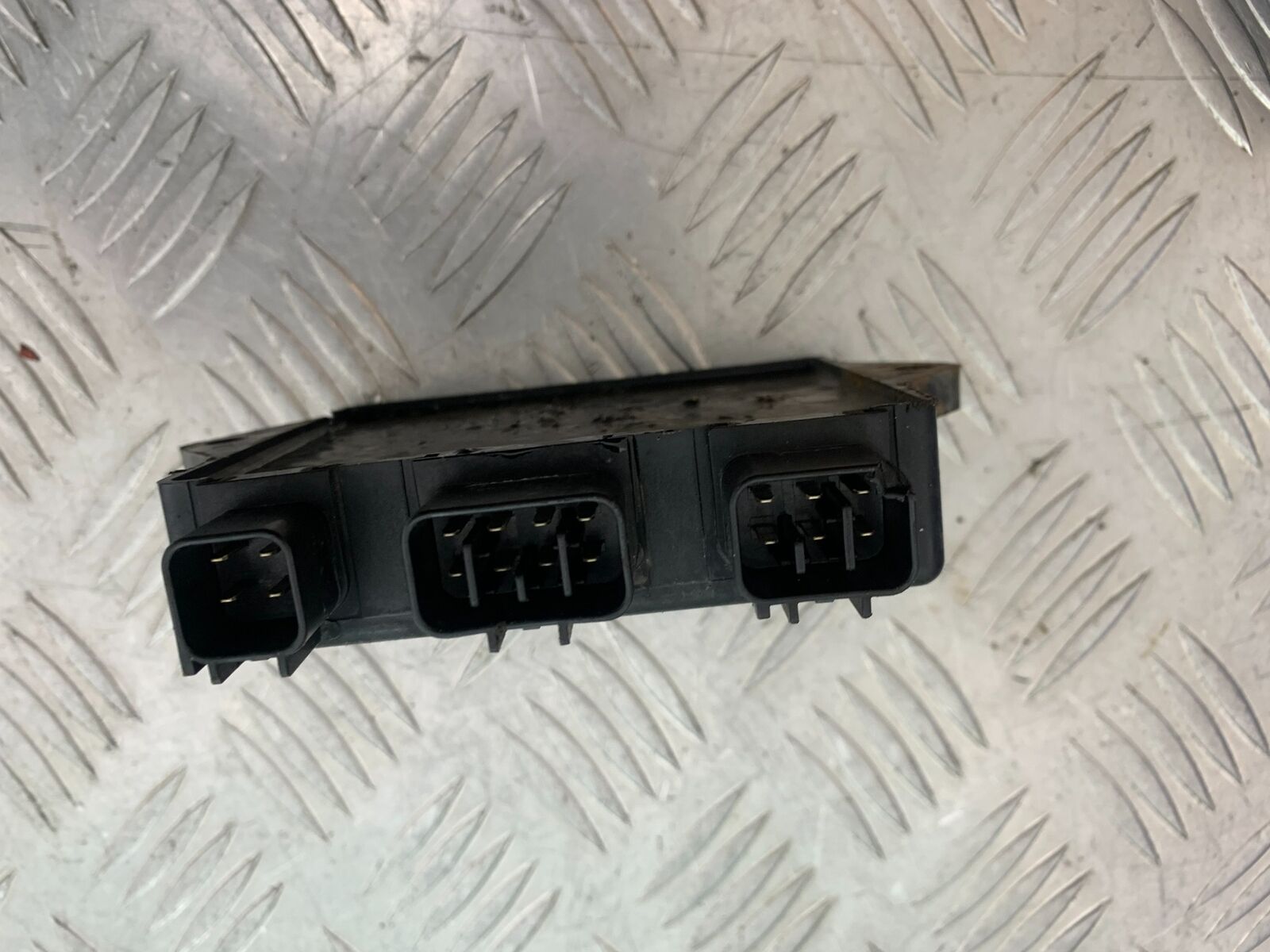 YAMAHA YZF600 YZF 600 THUNDERCAT CDI UNIT   1996-2003 (CMB1105)