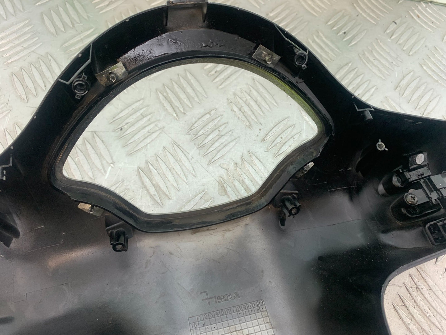 PIAGGIO VESPA GTS 125  SWITCHES AND PANEL YEAR 2009-14  (CMB1261)