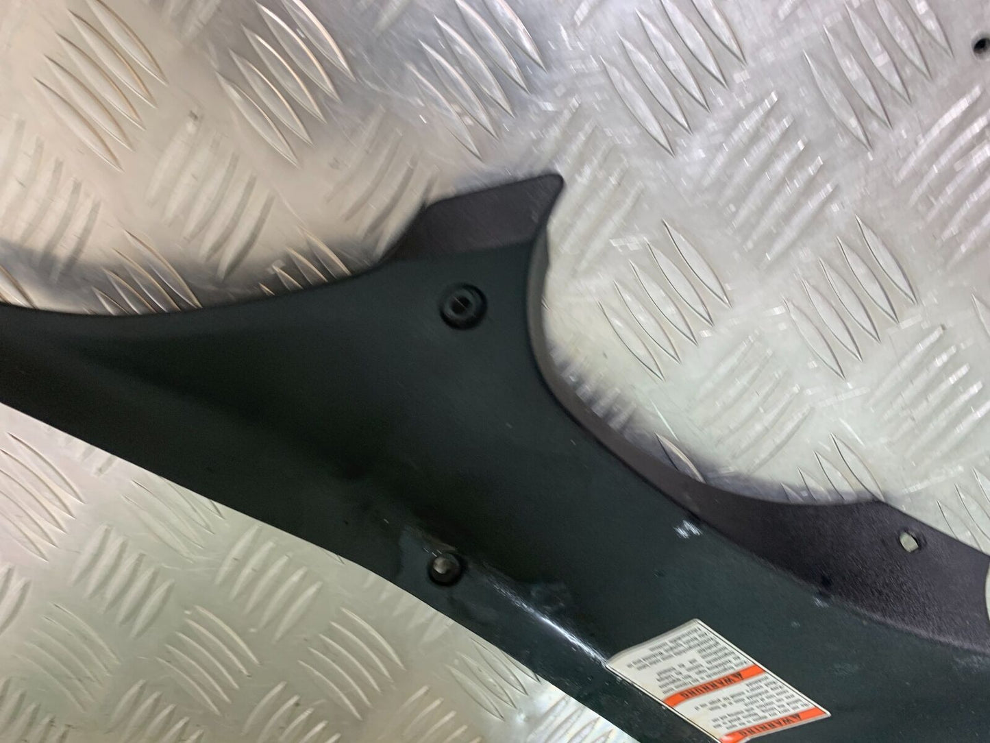 SUZUKI RF900 RF 900 RIGHT TOP INFILL PANEL  YEAR 1994-1999 (CMB1020)