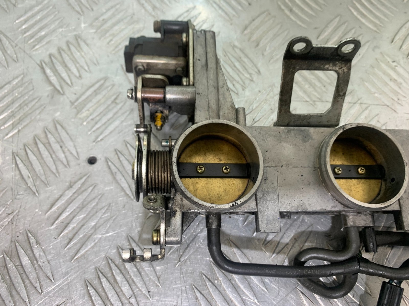 TRIUMPH 1050 SPRINT ST THROTTLE BODIES   YEAR 2004-2007 (CMB1197)