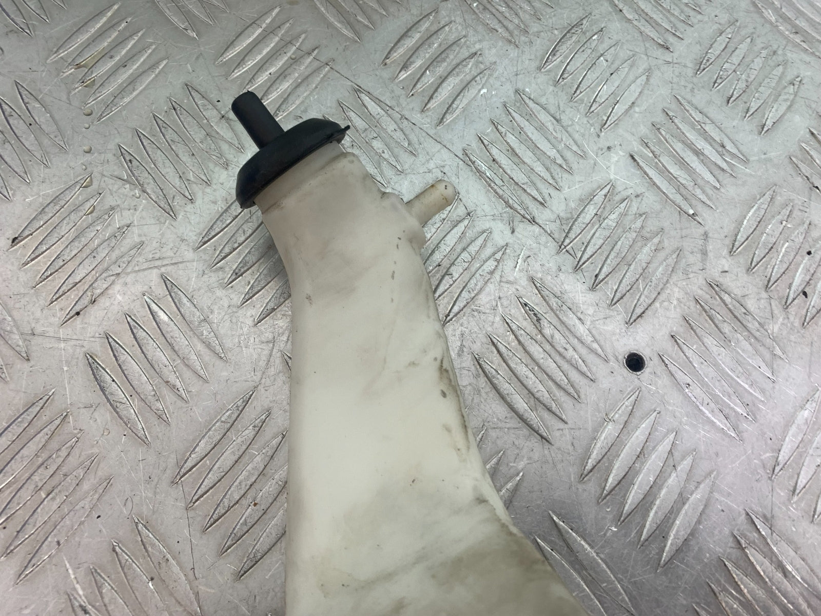 BMW K1200 K 1200 LT COOLANT BOTTLE  YEAR 1999-07 (CMB1138)