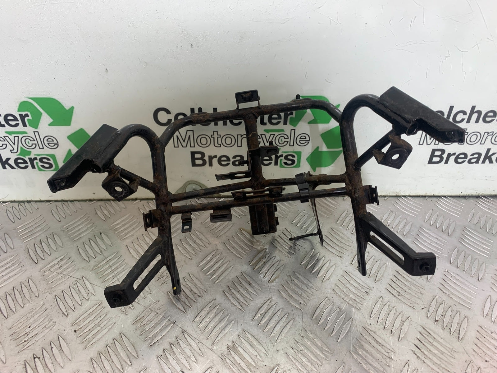 KAWASAKI J125 J125 FAIRING BRACKET  YEAR 2016-2020 (CMB1158)