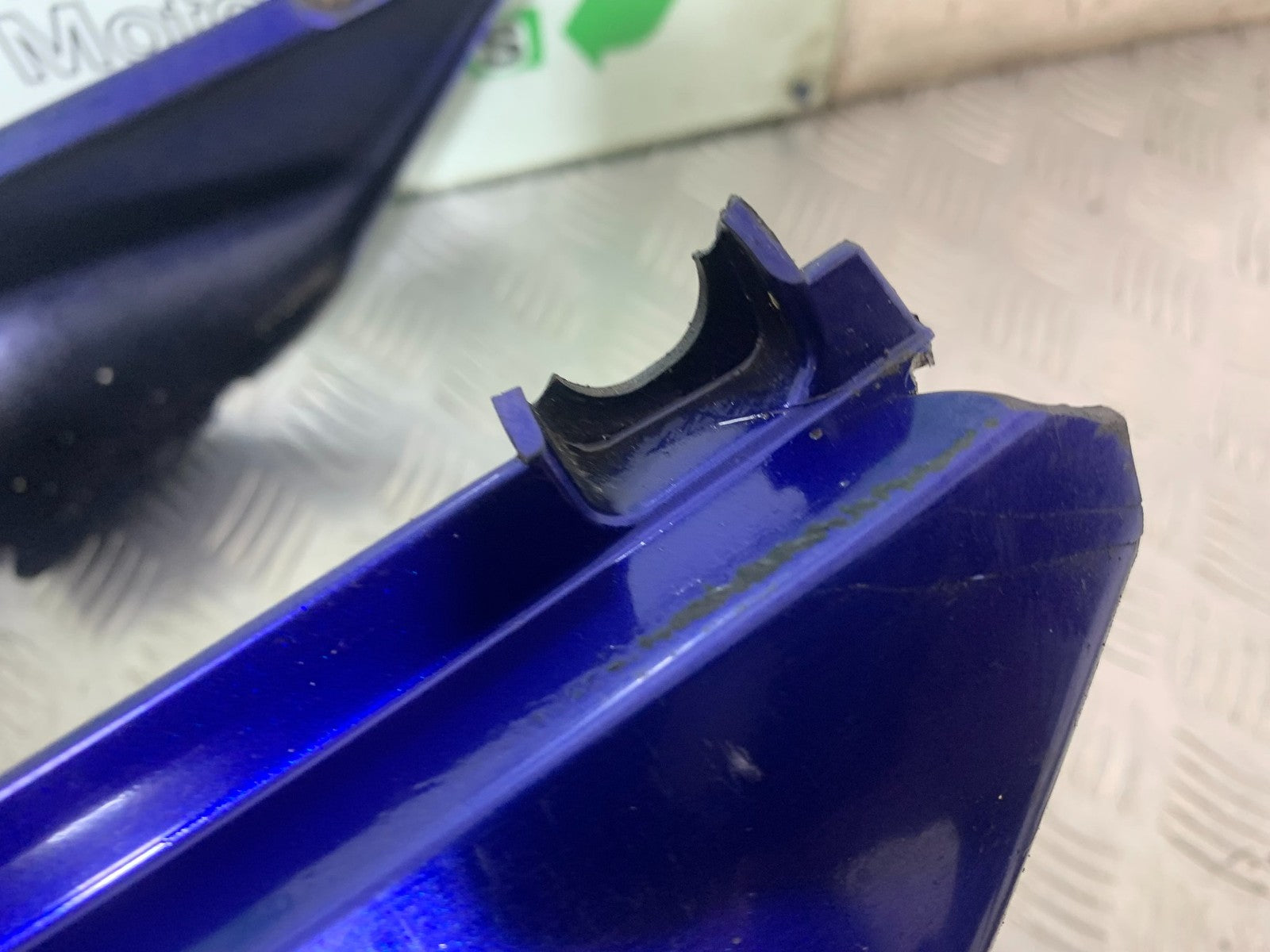 SUZUKI GSF600 GSF 600 BANDIT TAIL PIECE  2000-2004 (CMB1269)