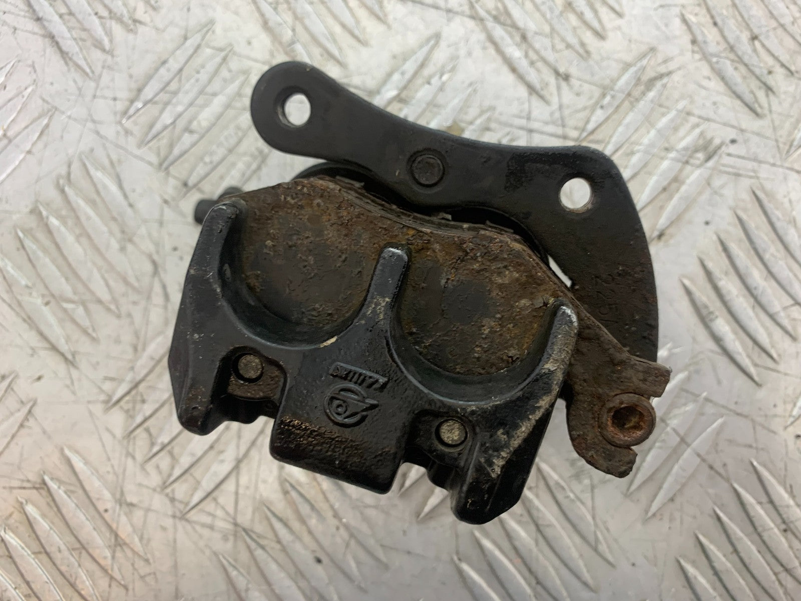 SINNIS HOODLUM 125 REAR CALIPER  YEAR 2021-2025 (CMB1196)